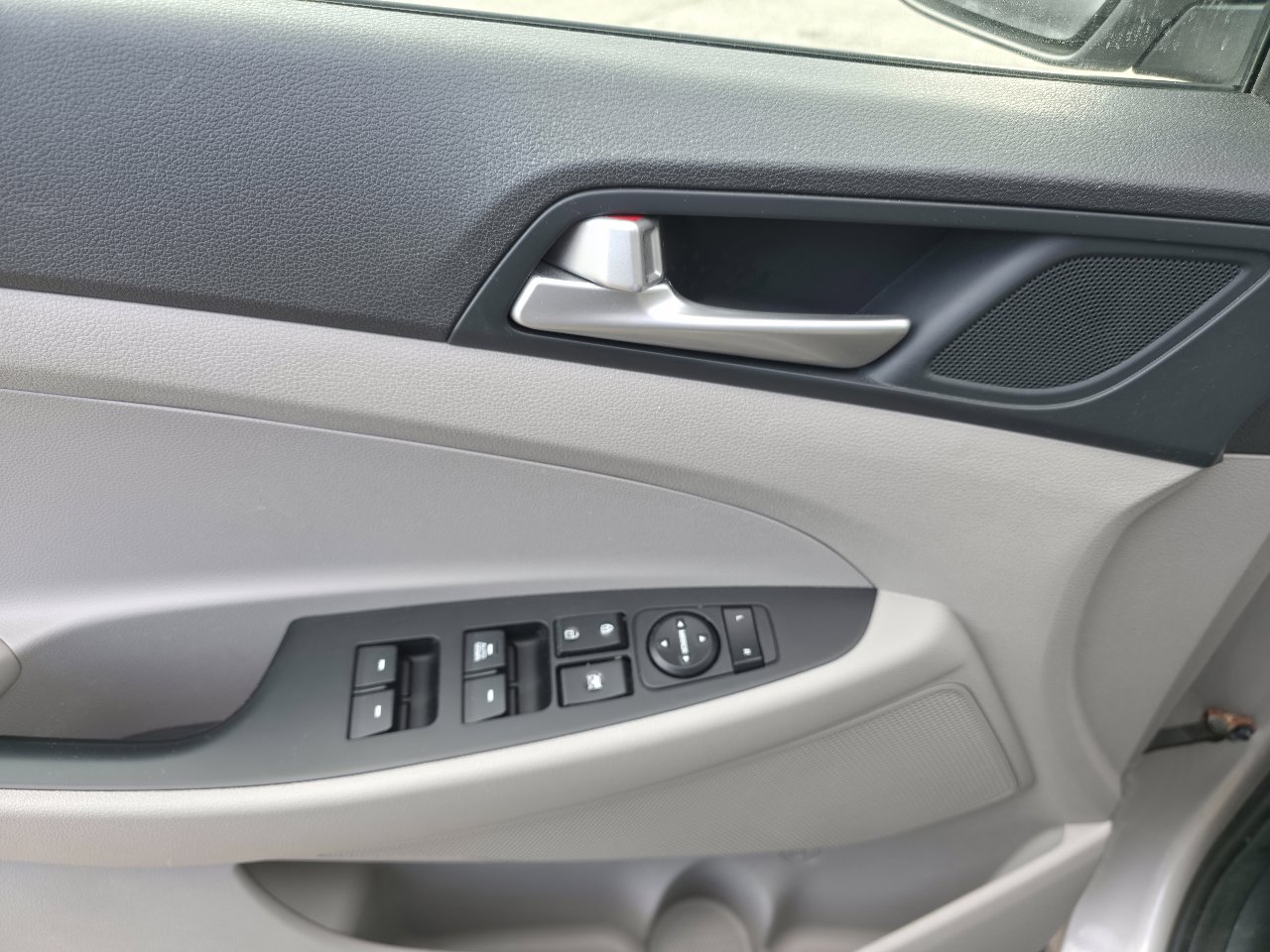 Used 2020 Hyundai Tucson SE image 24