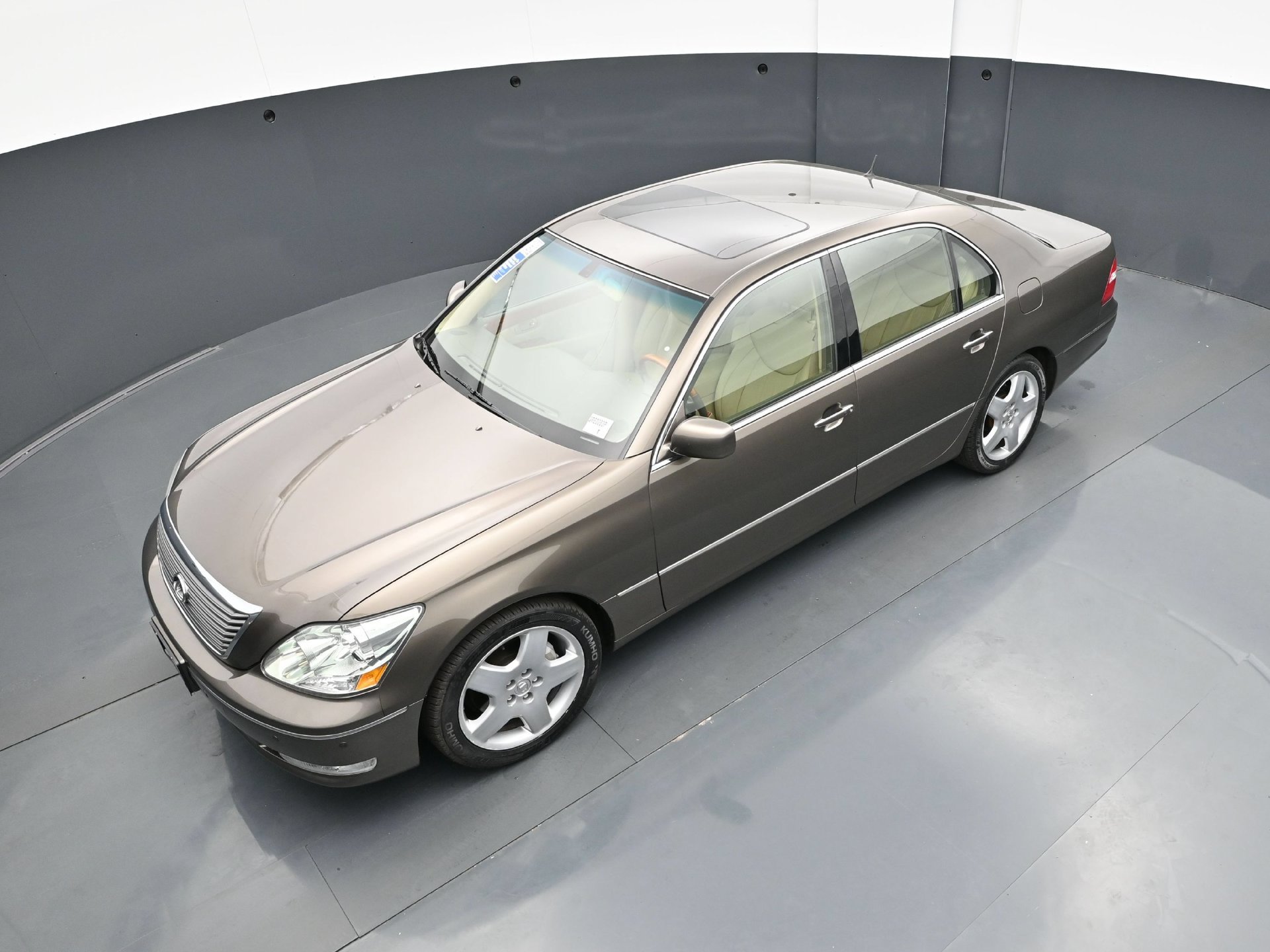 Used 2005 Lexus LS 430 RWD image 41