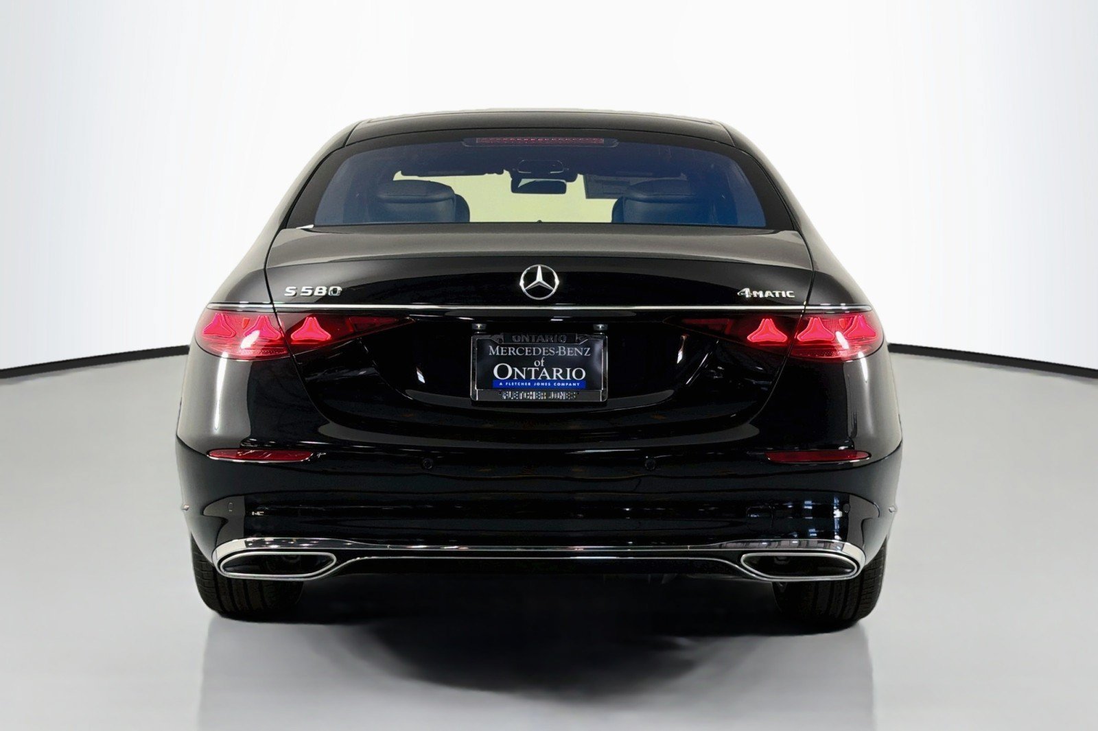 New 2027 Mercedes-Benz S 580 4MATIC Sedan image 3