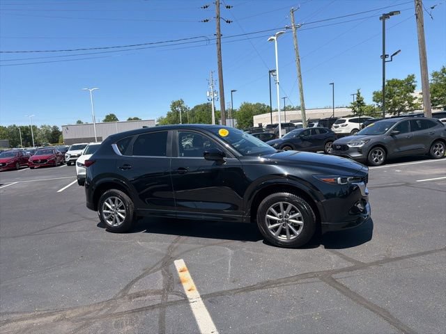 Used 2025 MAZDA CX-5 AWD 2.5 S w/ Select Package image 3