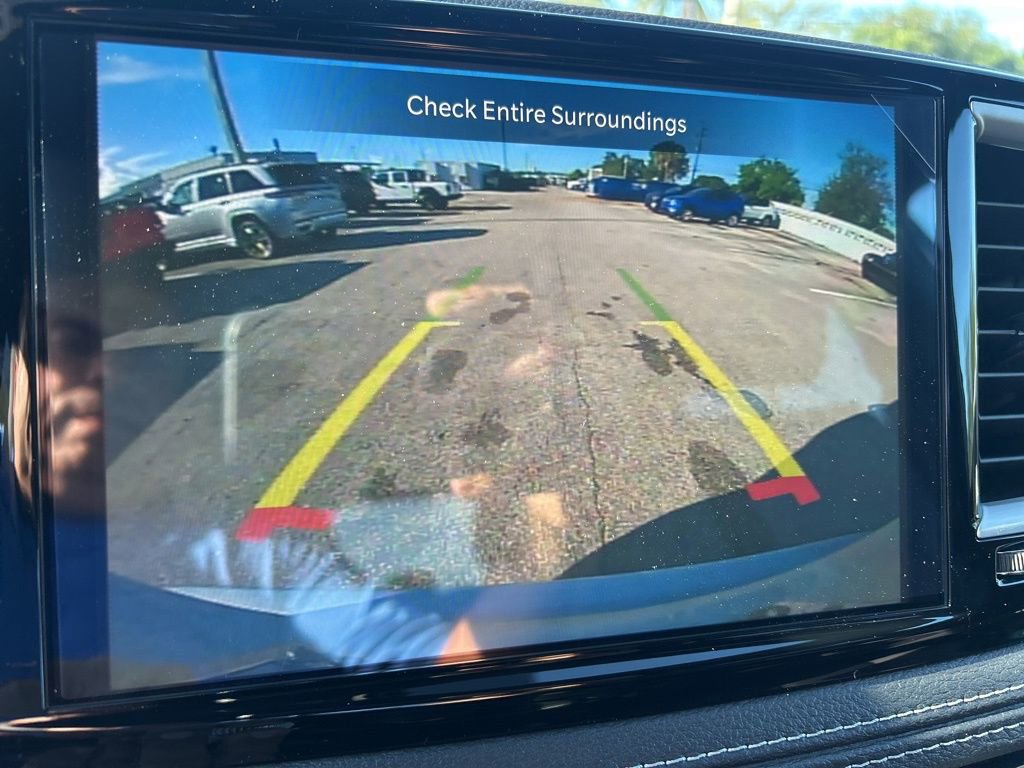 New 2026 Chrysler Pacifica Select image 14