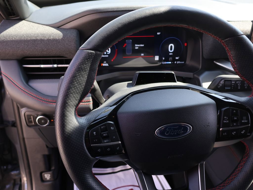 Used 2025 Ford Explorer ST-Line w/ ST-Line Street Pack image 30