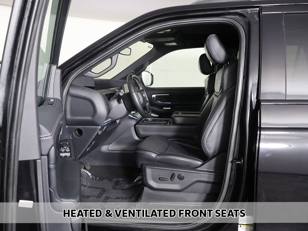 Used 2025 Ford Expedition Max Platinum w/ Stealth Performance Package AWD/4WD image 7