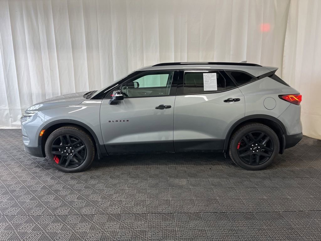 Used 2024 Chevrolet Blazer LT w/ Redline Edition AWD/4WD image 25
