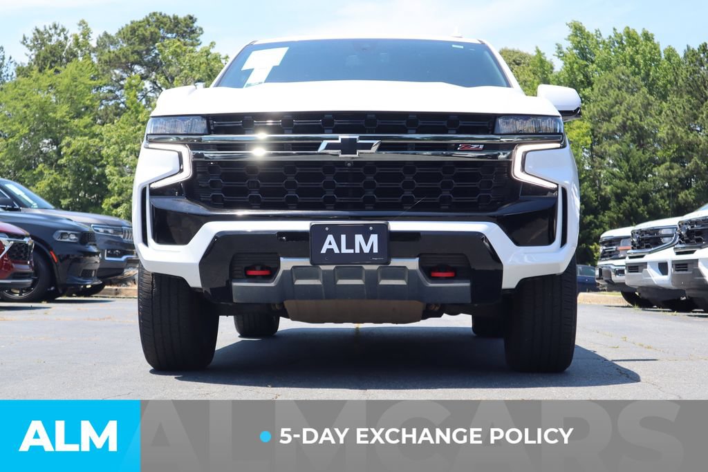 Used 2022 Chevrolet Tahoe Z71 w/ Z71 Off-Road Package AWD/4WD image 3
