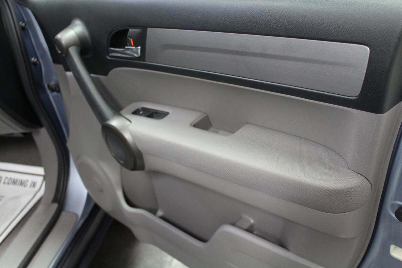 Used 2011 Honda CR-V SE image 21