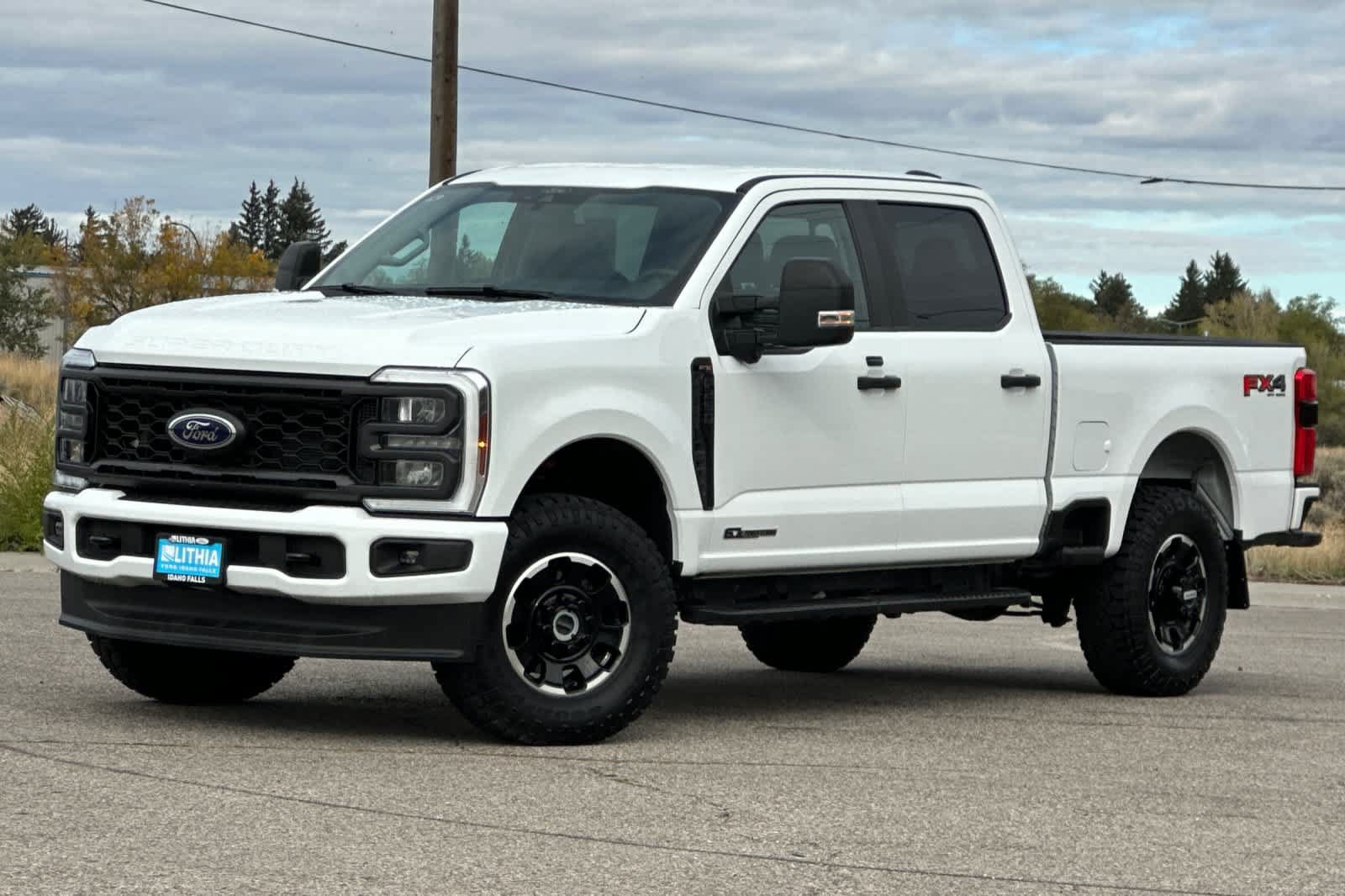 Certified 2025 Ford F250 XL w/ STX Appearance Package AWD/4WD image 1