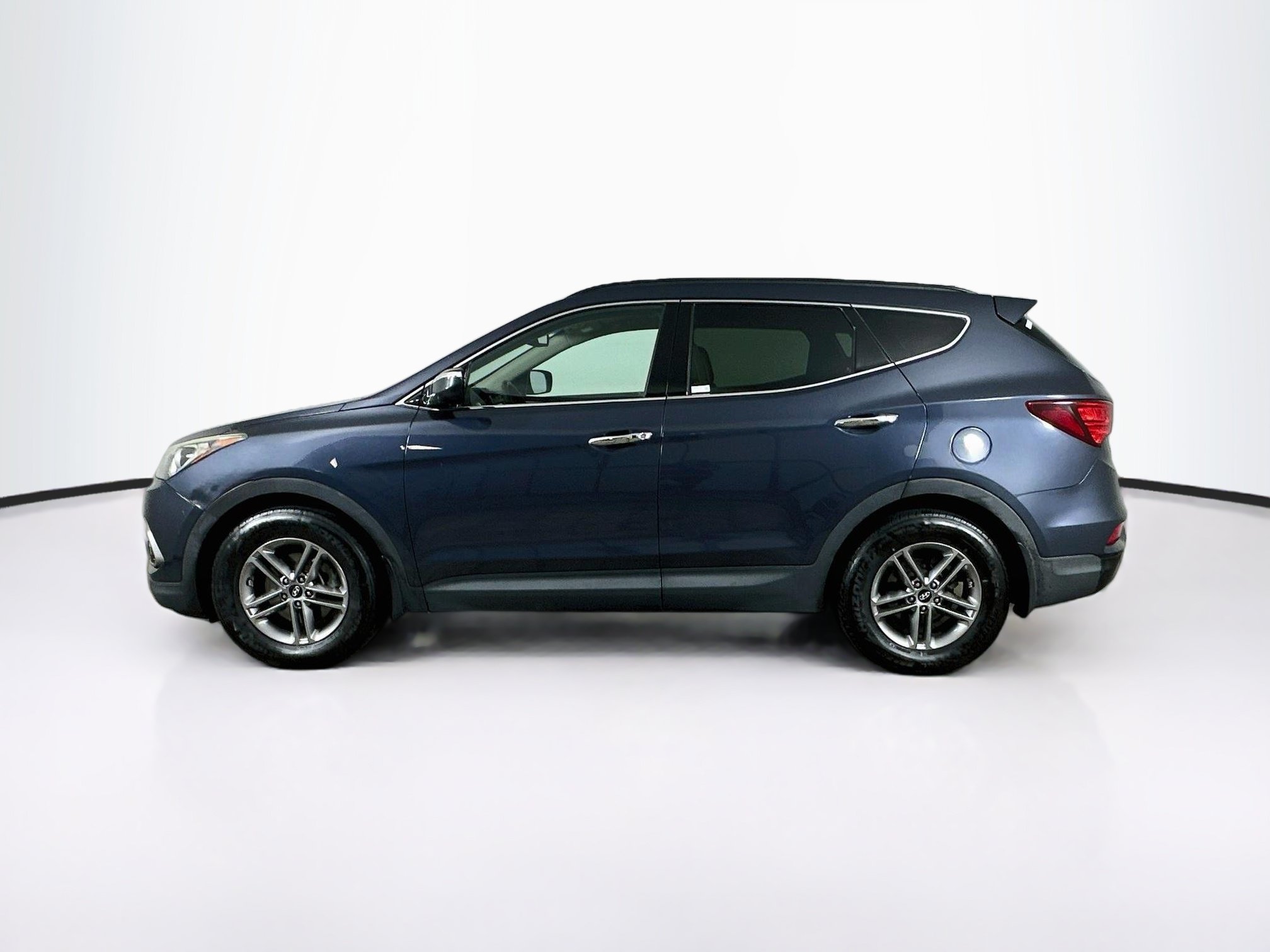 Used 2017 Hyundai Santa Fe Sport AWD/4WD image 4