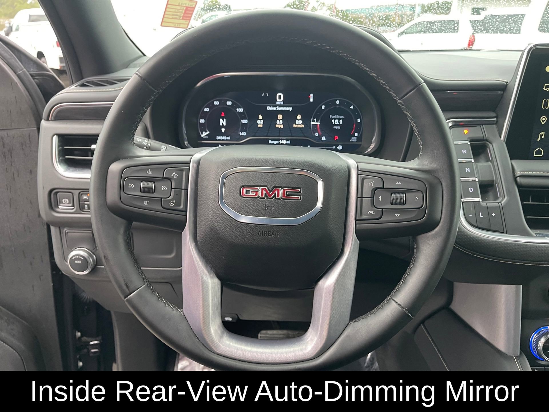 Used 2024 GMC Yukon XL SLT w/ SLT Premium Package image 18