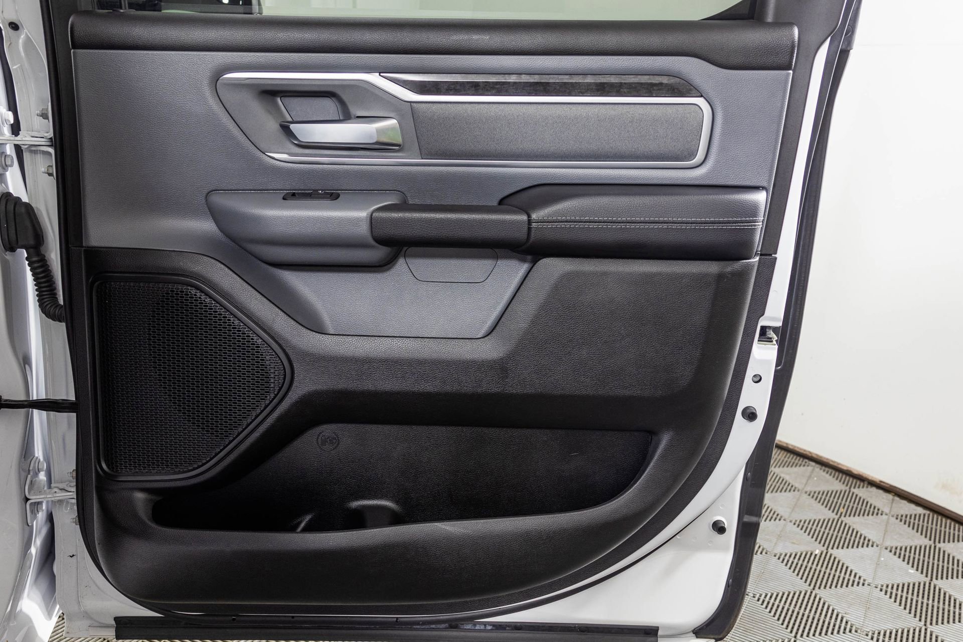 Used 2022 RAM 1500 Big Horn AWD/4WD image 45