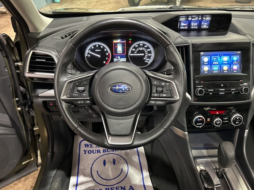Used 2023 Subaru Forester Premium image 25