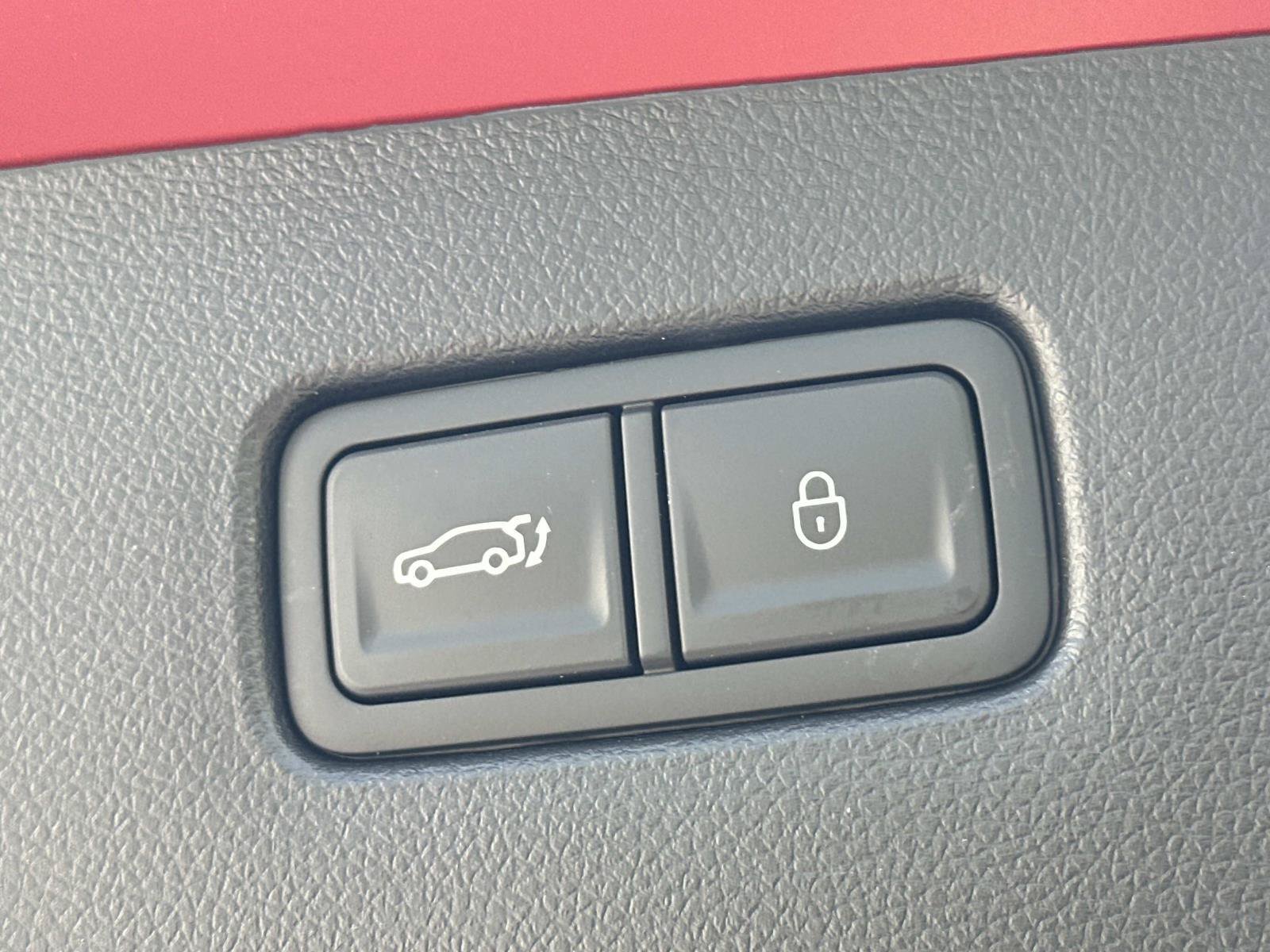 New 2026 Genesis GV70 2.5T AWD/4WD image 32