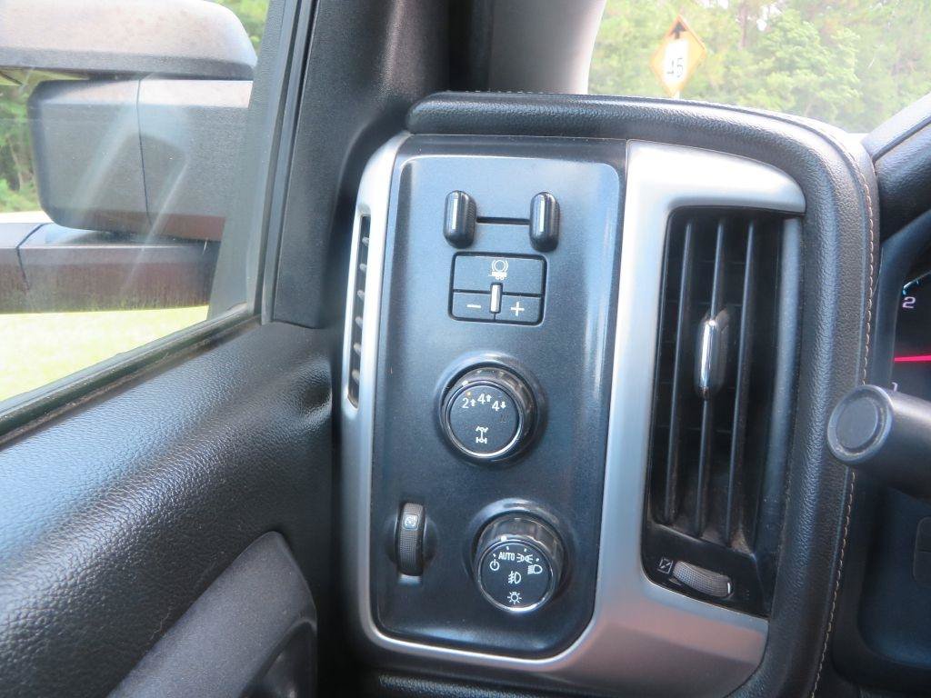 Used 2019 GMC Sierra 2500 SLE AWD/4WD image 19