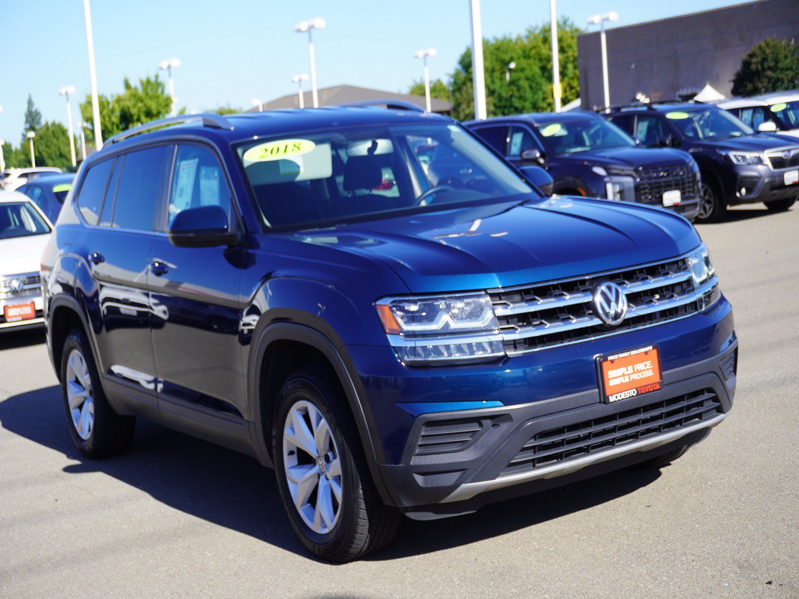 Used 2018 Volkswagen Atlas S FWD image 1
