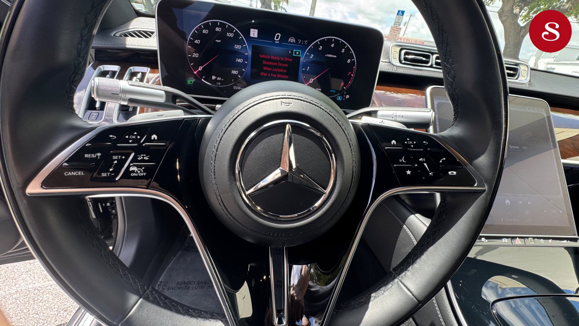 Used 2025 Mercedes-Benz S 500 4MATIC image 13