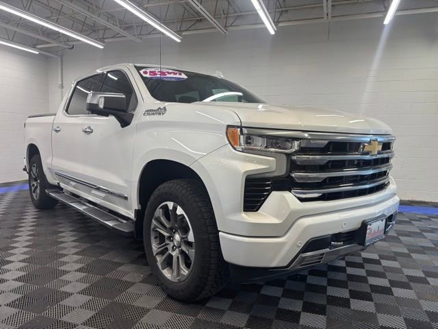 Used 2023 Chevrolet Silverado 1500 High Country w/ Technology Package image 12