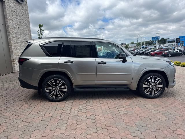 New 2026 Lexus LX 600 4WD w/ Appearance Package image 7