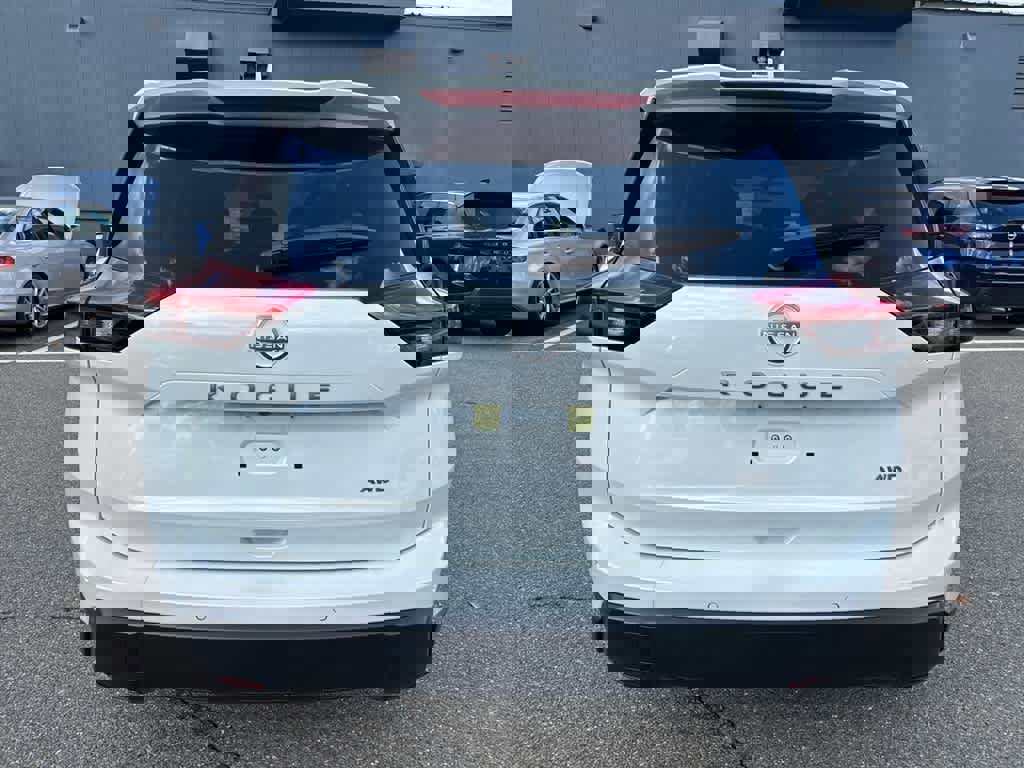 New 2026 Nissan Rogue SV image 5