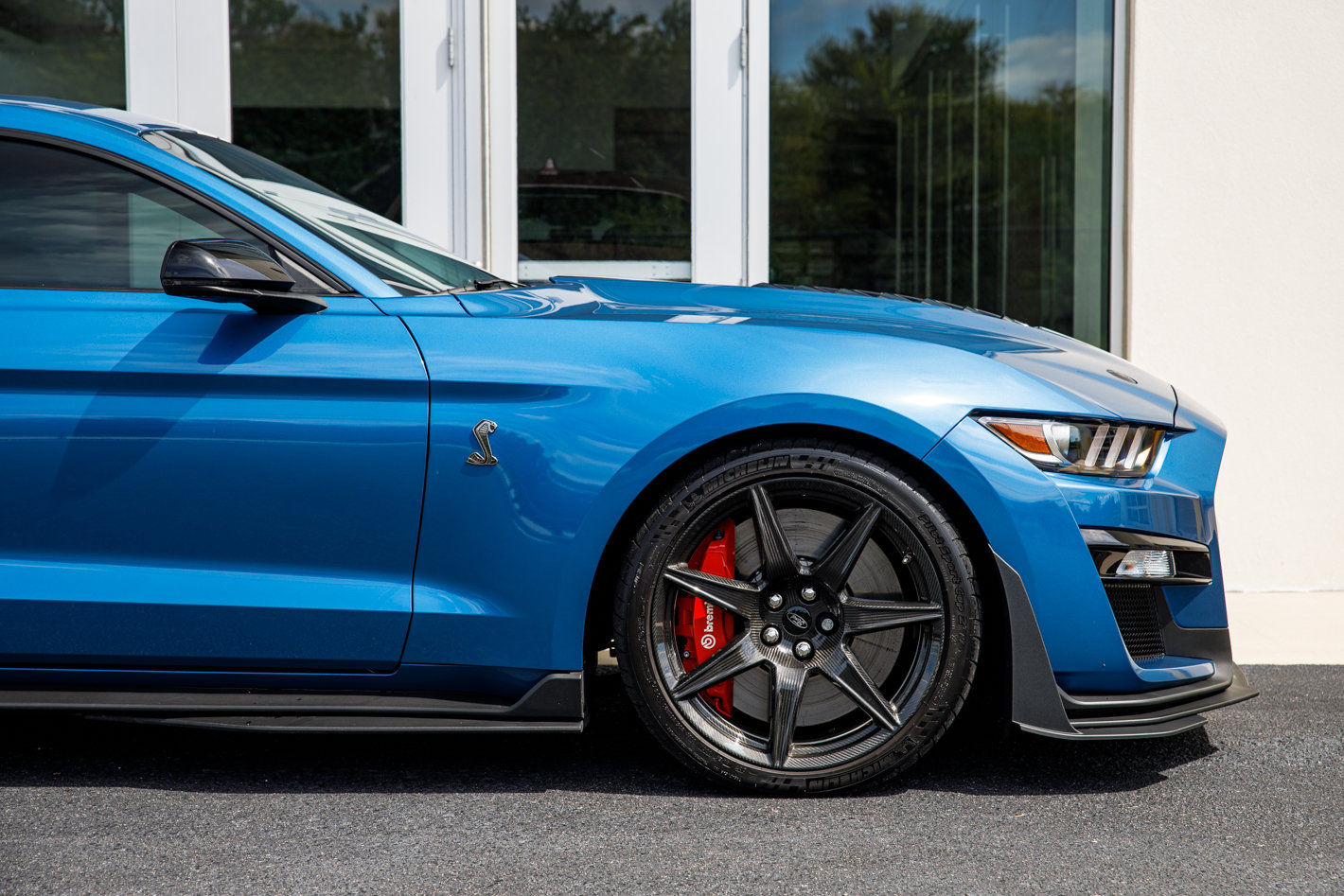 Used 2020 Ford Mustang Shelby GT500 w/ Carbon Fiber Track Pack RWD image 16