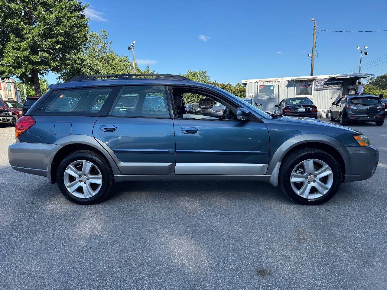 Used 2005 Subaru Outback 2.5XT Limited AWD/4WD image 4