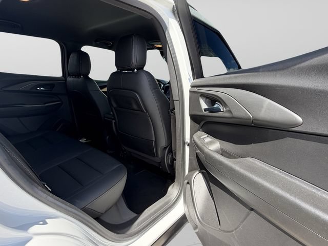 Used 2023 Chevrolet TrailBlazer ACTIV w/ Convenience Package FWD image 28
