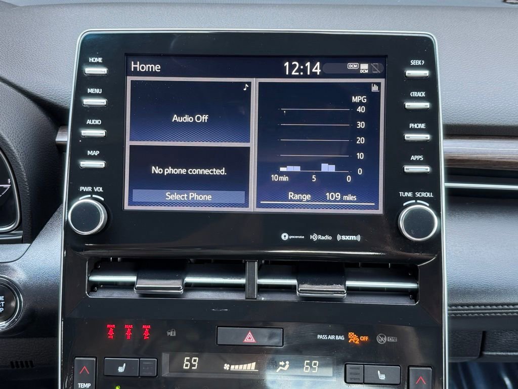 Used 2022 Toyota Avalon XLE FWD image 30