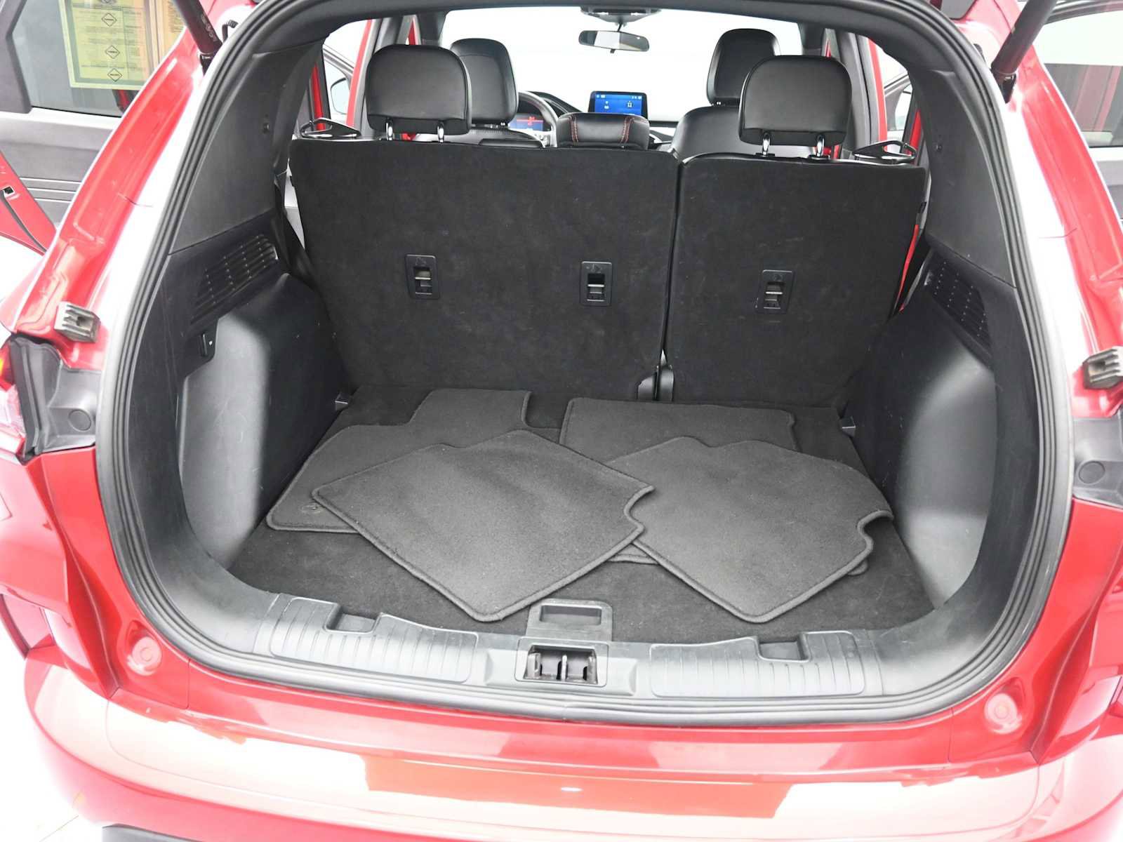 Used 2024 Ford Escape ST-Line image 14