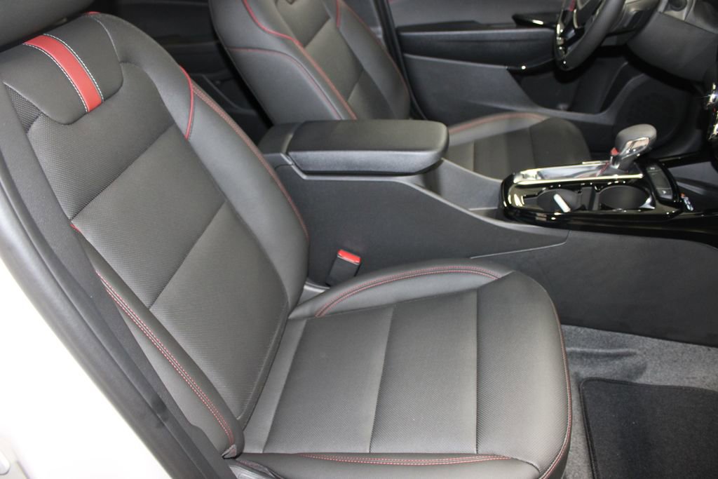 New 2026 Chevrolet Trax RS w/ Sunroof Package image 19