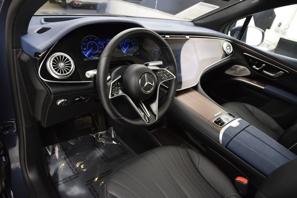 Used 2025 Mercedes-Benz EQS 450+ 4MATIC SUV image 21