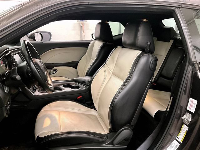Used 2016 Dodge Challenger R/T Plus RWD image 24