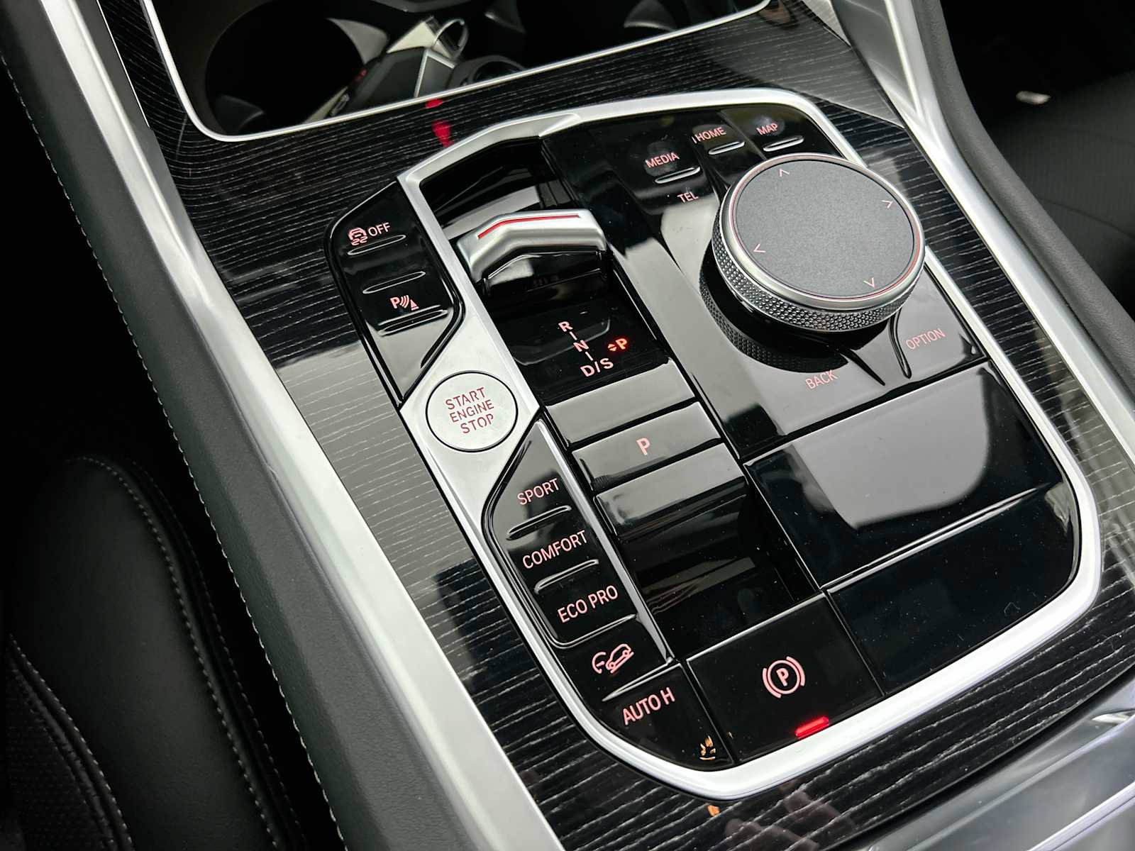 New 2026 BMW X6 xDrive40i image 22