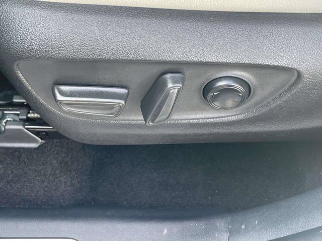 Used 2025 Toyota Grand Highlander FWD image 22