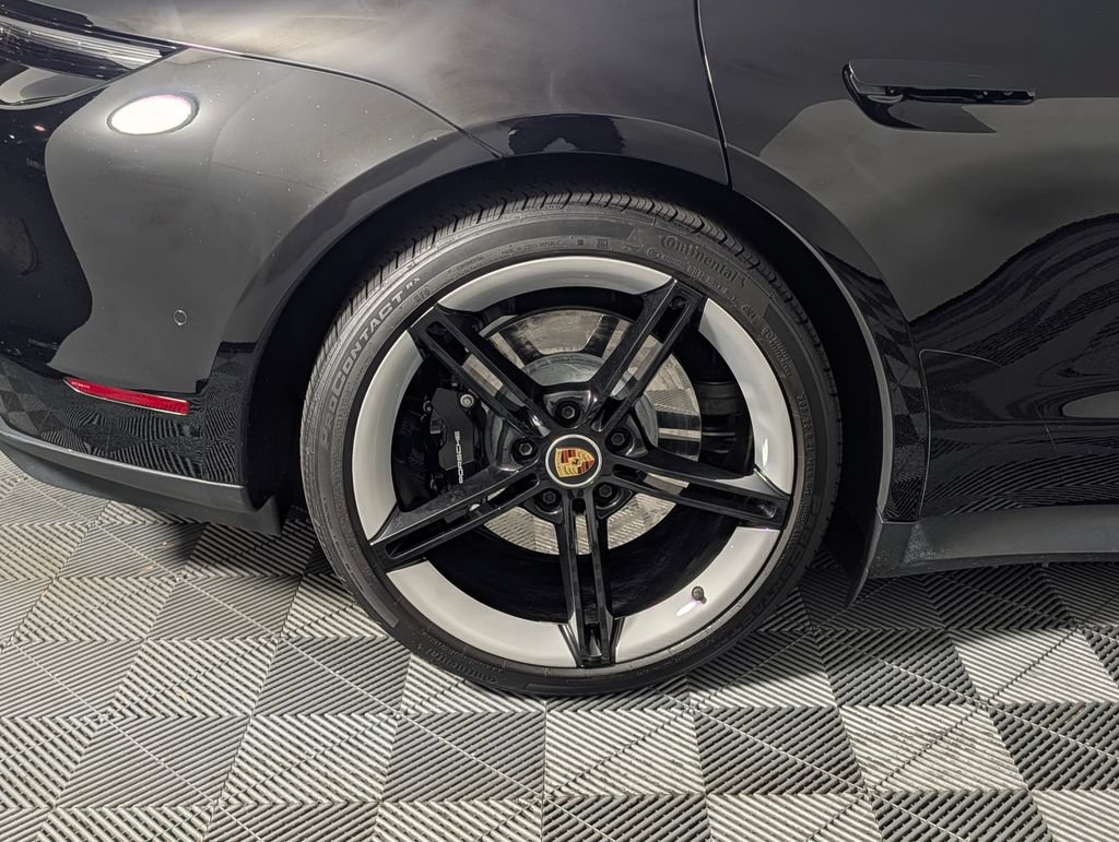 Certified 2024 Porsche Taycan 4S AWD/4WD image 13
