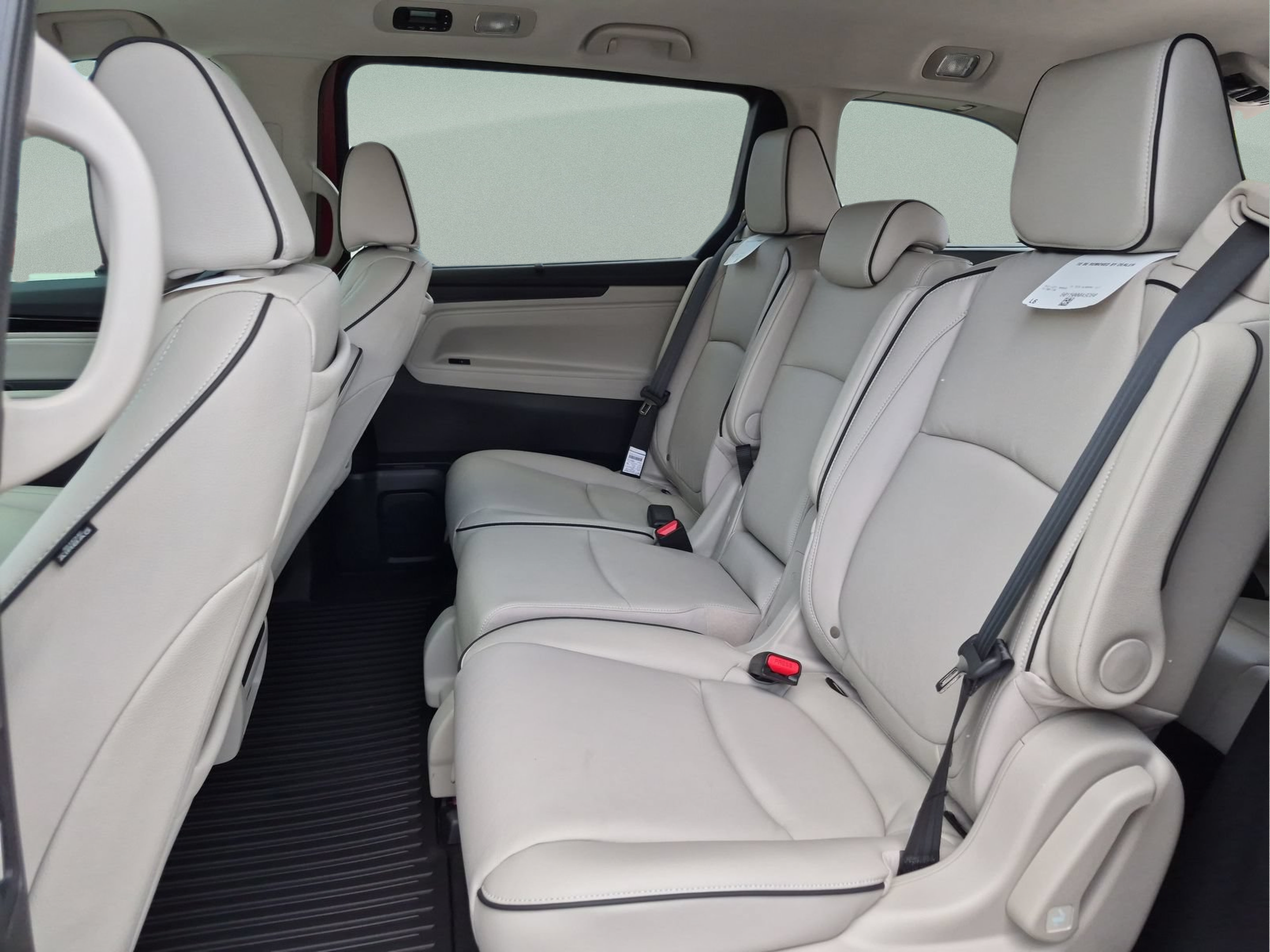 New 2027 Honda Odyssey Touring image 17
