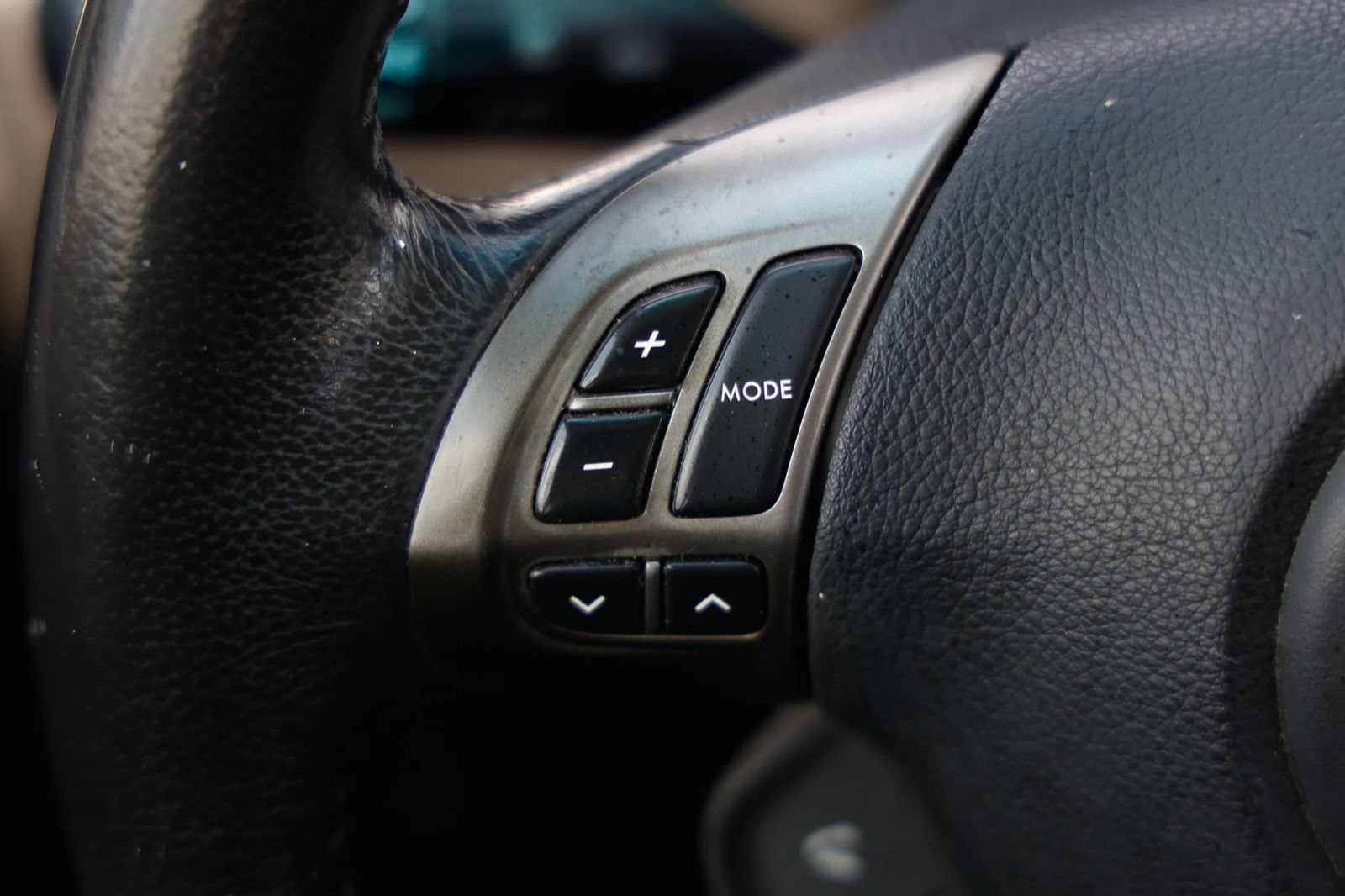 Used 2011 Subaru Impreza 2.5i Premium w/ PWR Moonroof Value Pkg AWD/4WD image 23