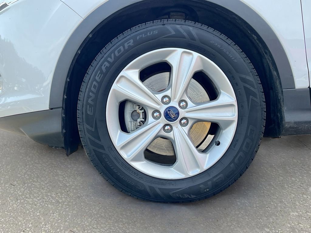 Used 2015 Ford Escape SE FWD image 27