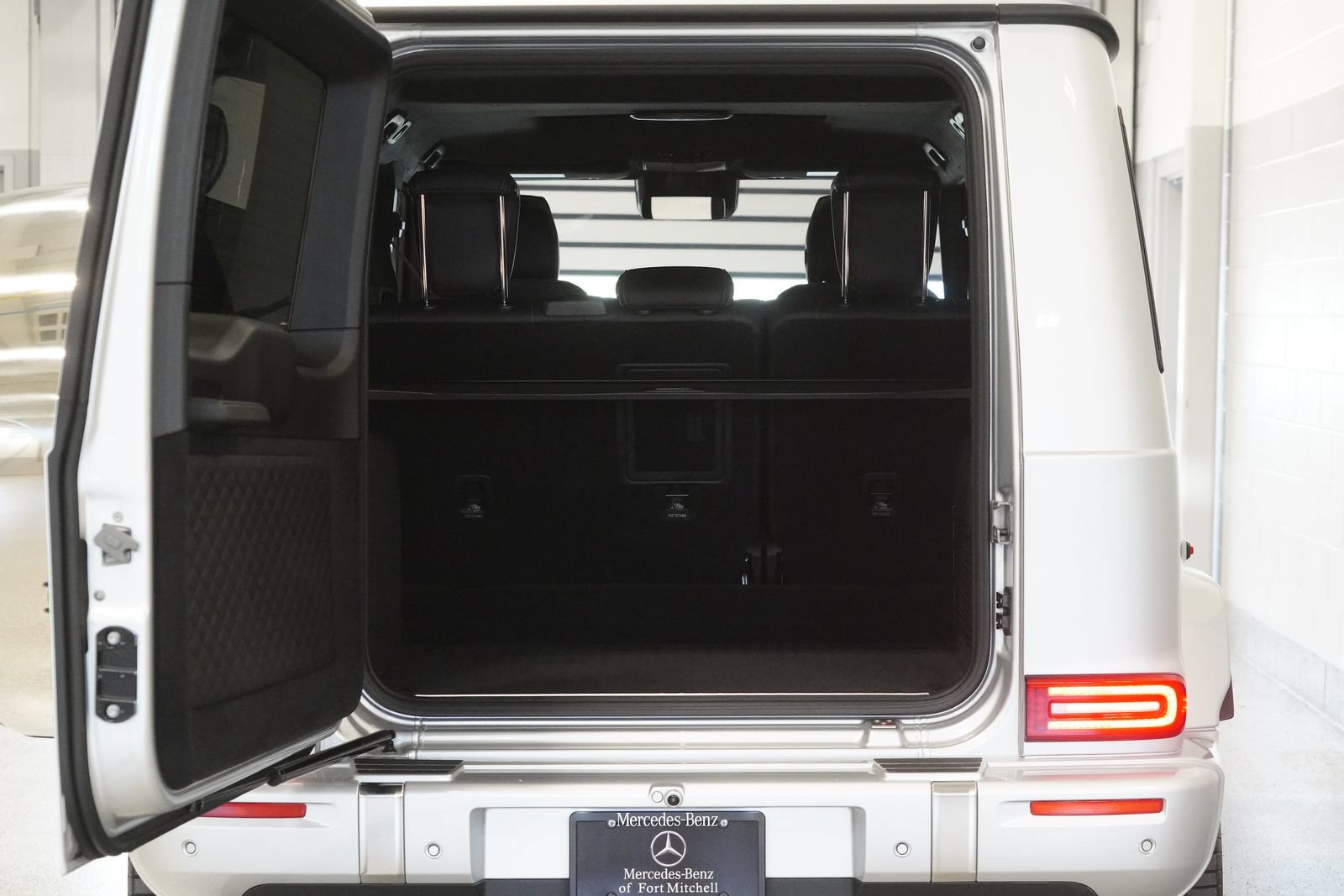 Certified 2026 Mercedes-Benz G 63 AMG 4MATIC image 31