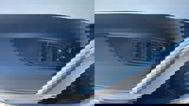 New 2026 Toyota Corolla Cross L image 12