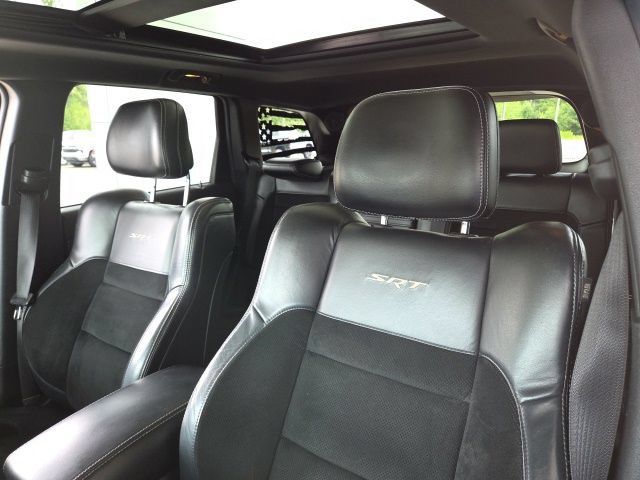 Used 2014 Jeep Grand Cherokee SRT8 w/ Luxury Group II AWD/4WD image 24