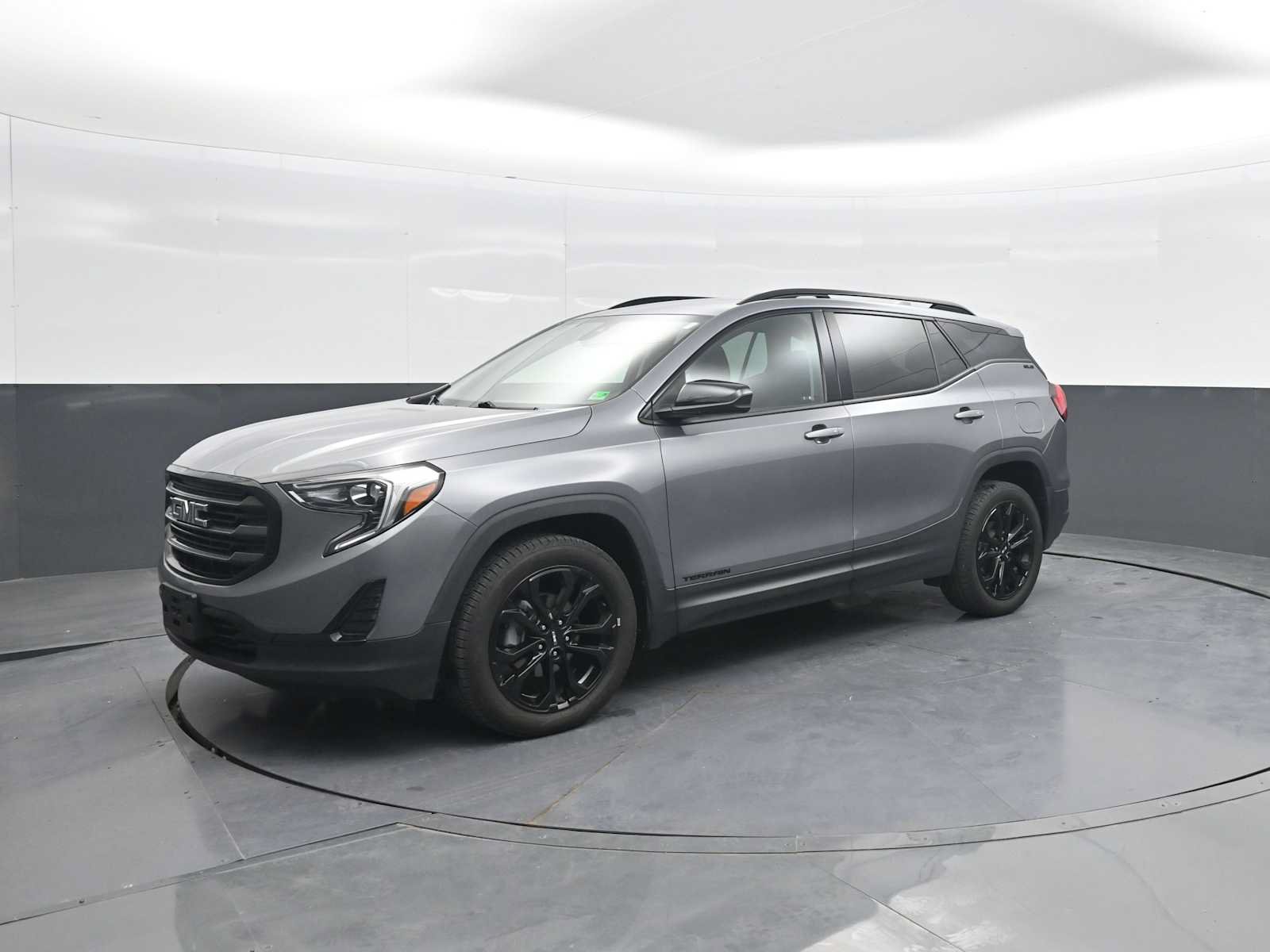 Used 2021 GMC Terrain SLE w/ Driver Convenience Package AWD/4WD image 4