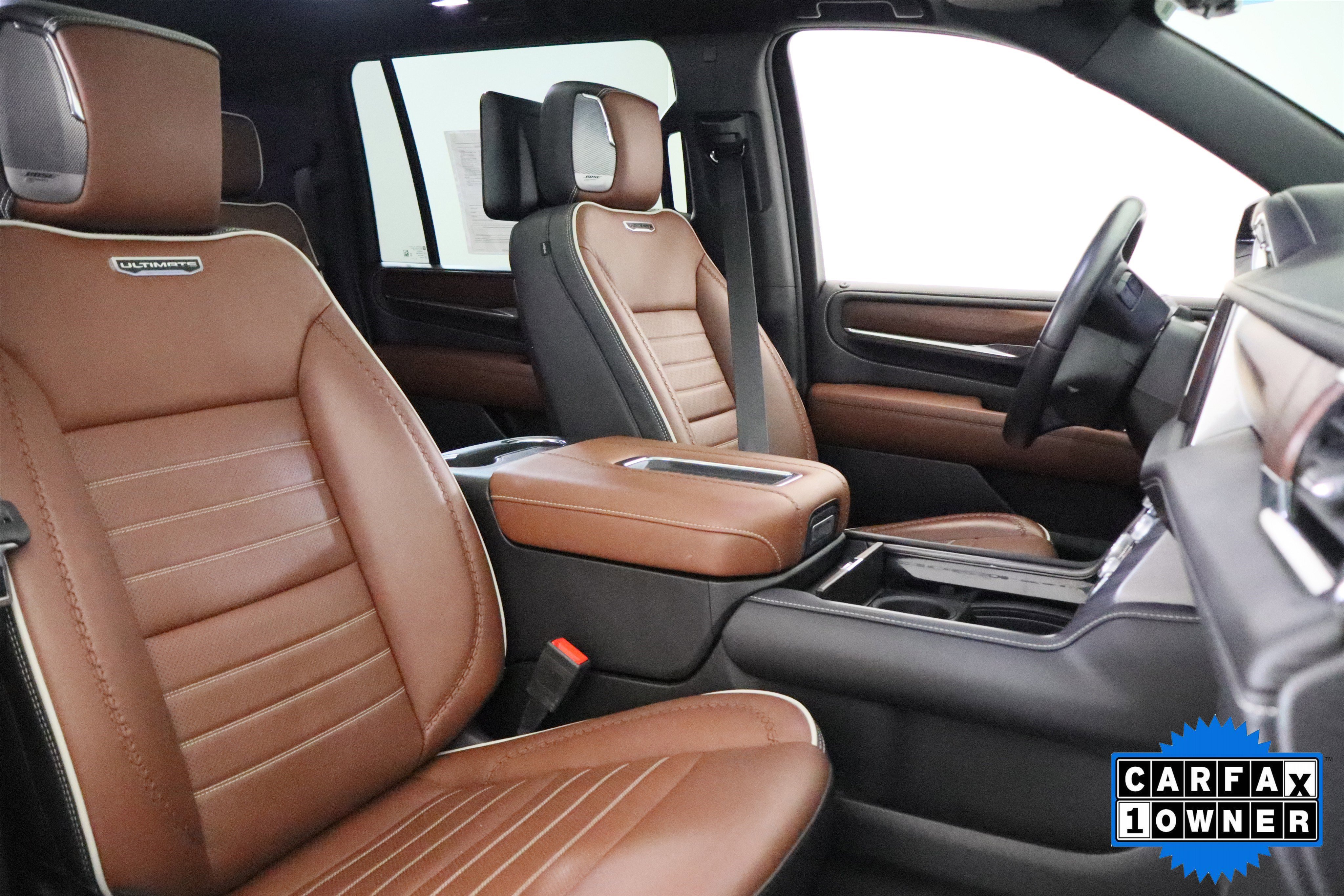 Used 2023 GMC Yukon XL Denali Ultimate AWD/4WD image 19