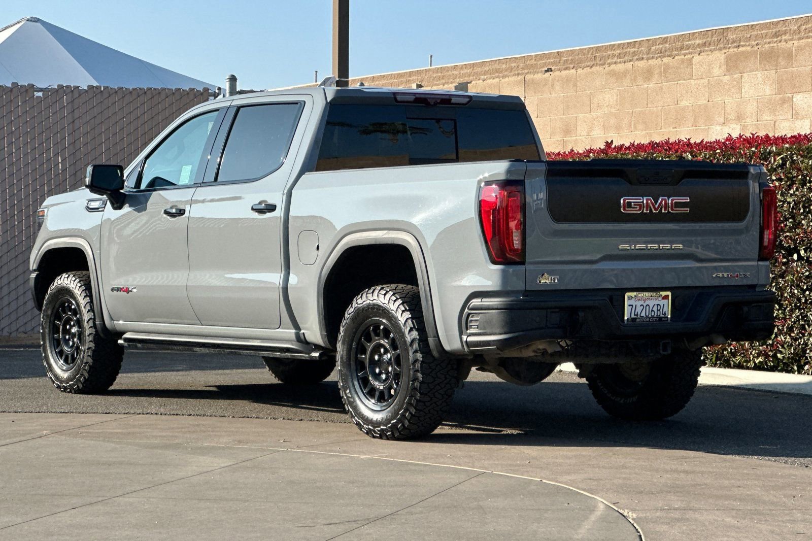 Certified 2024 GMC Sierra 1500 AT4X w/ AT4X AEV Edition image 6