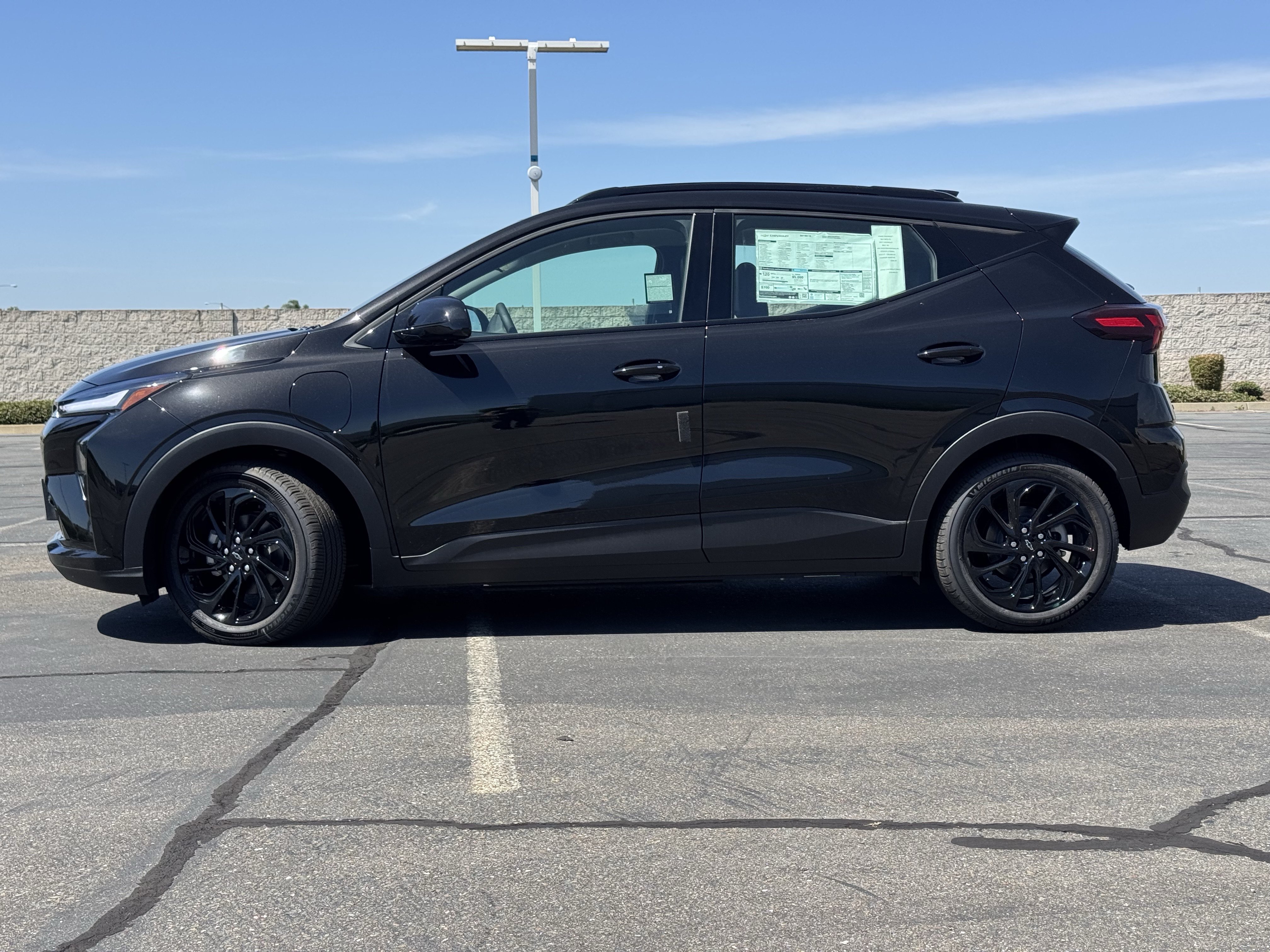 New 2027 Chevrolet Bolt RS w/ Technology Package FWD image 4