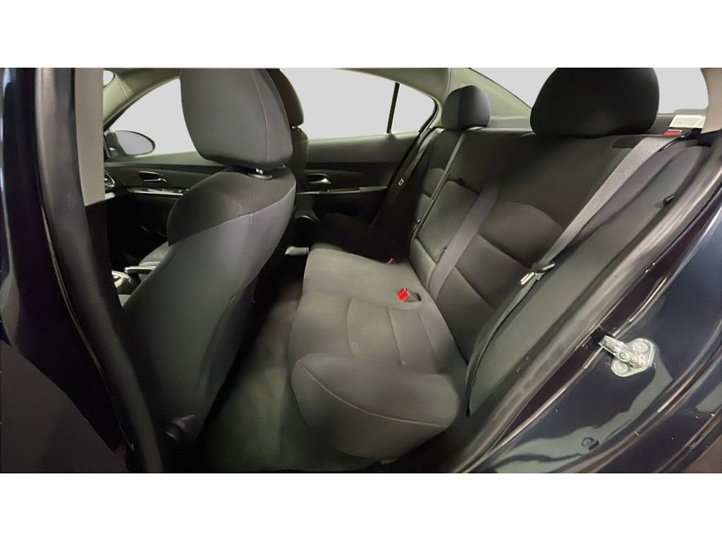 Used 2015 Chevrolet Cruze LT FWD image 15