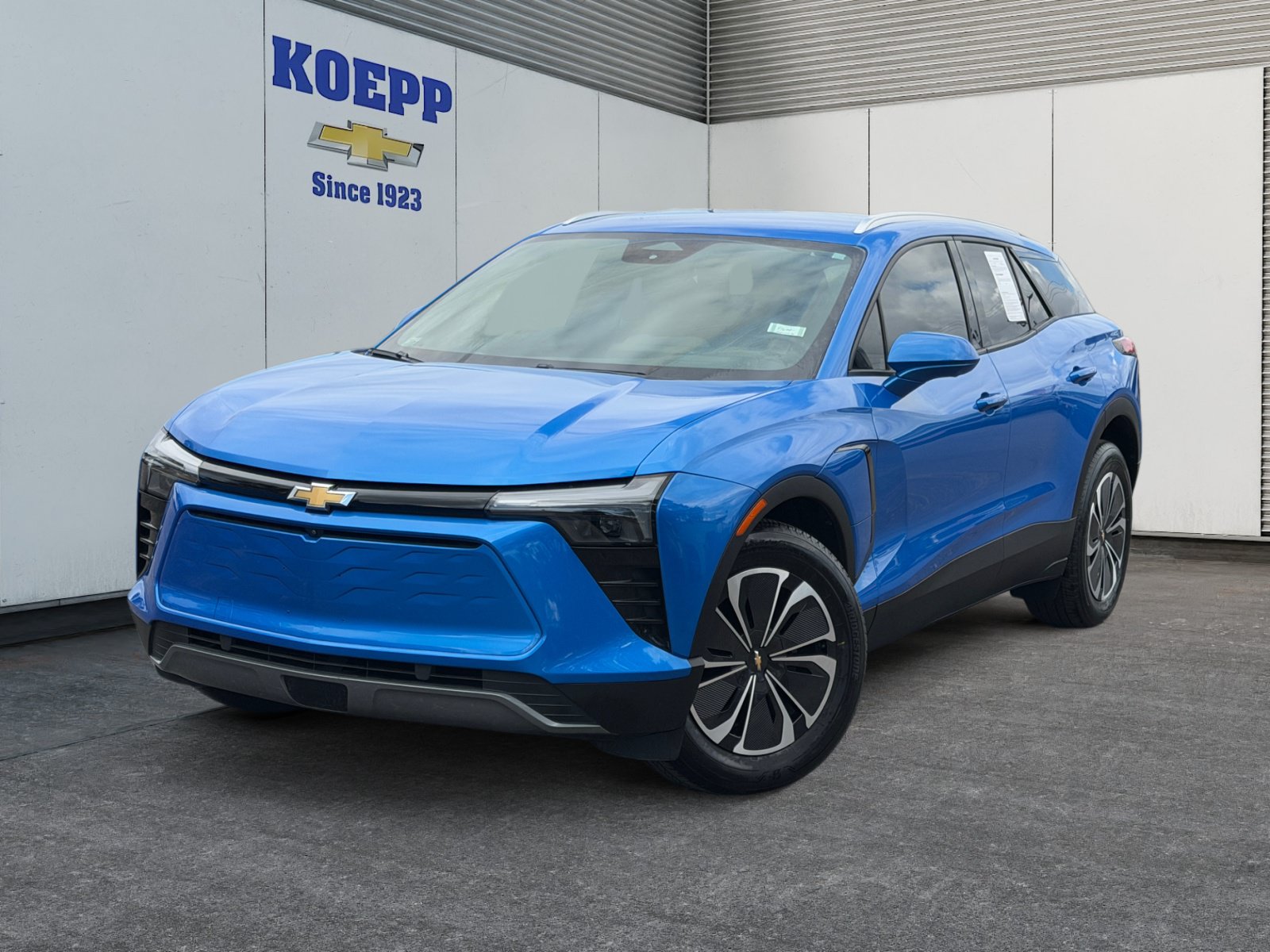 Used 2024 Chevrolet Blazer EV LT AWD/4WD image 1