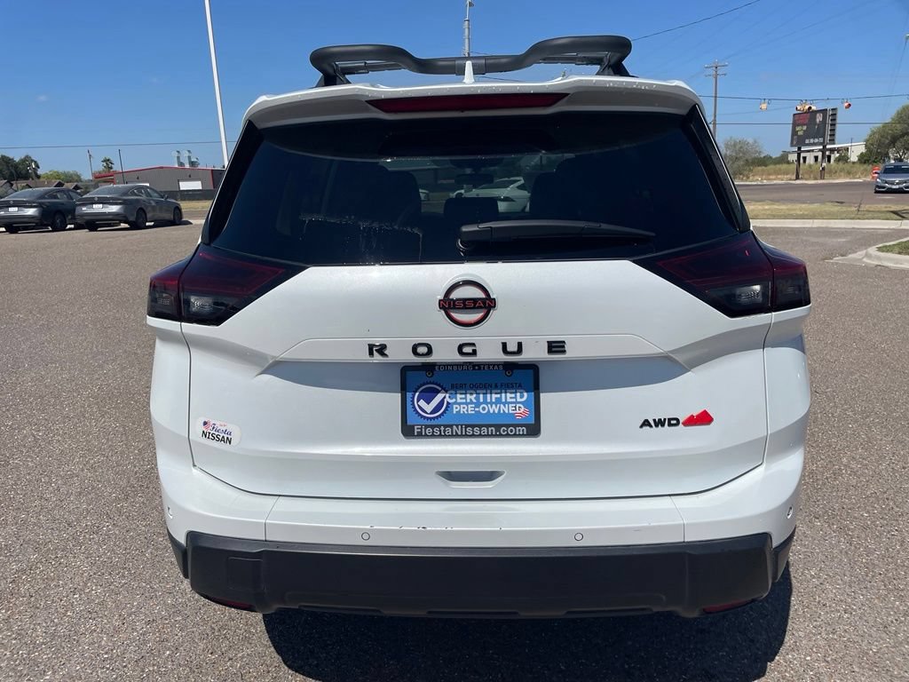 Used 2025 Nissan Rogue SV AWD/4WD image 6