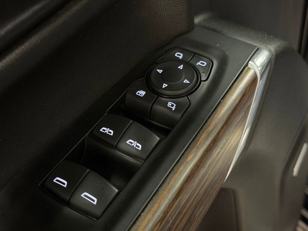 Certified 2019 Chevrolet Silverado 1500 High Country image 36