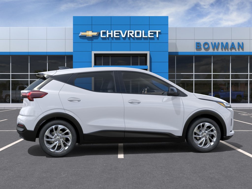 New 2027 Chevrolet Bolt LT FWD image 5