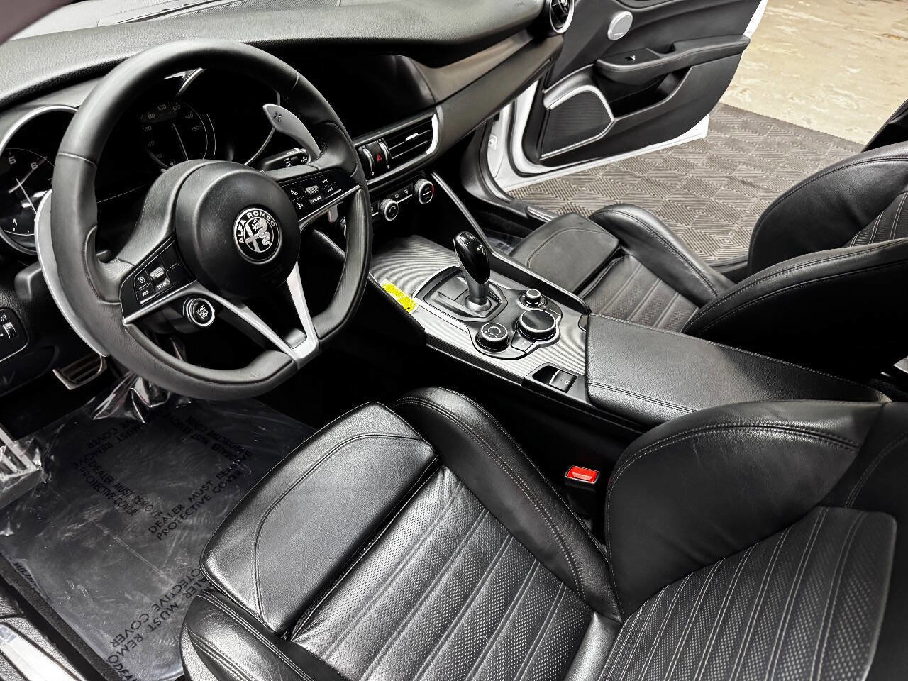 Used 2018 Alfa Romeo Giulia Ti Sport w/ Quick Order Package 22U Sport image 31