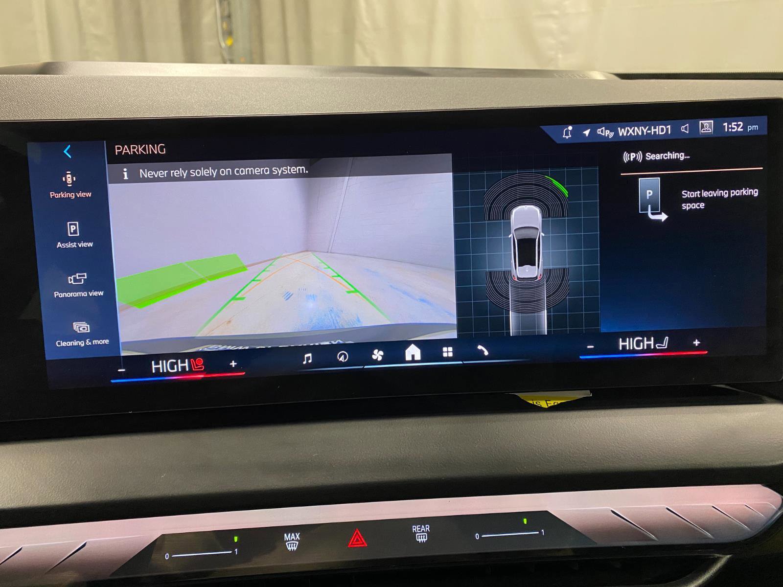 Certified 2025 BMW X3 xDrive30i w/ Convenience Package image 7